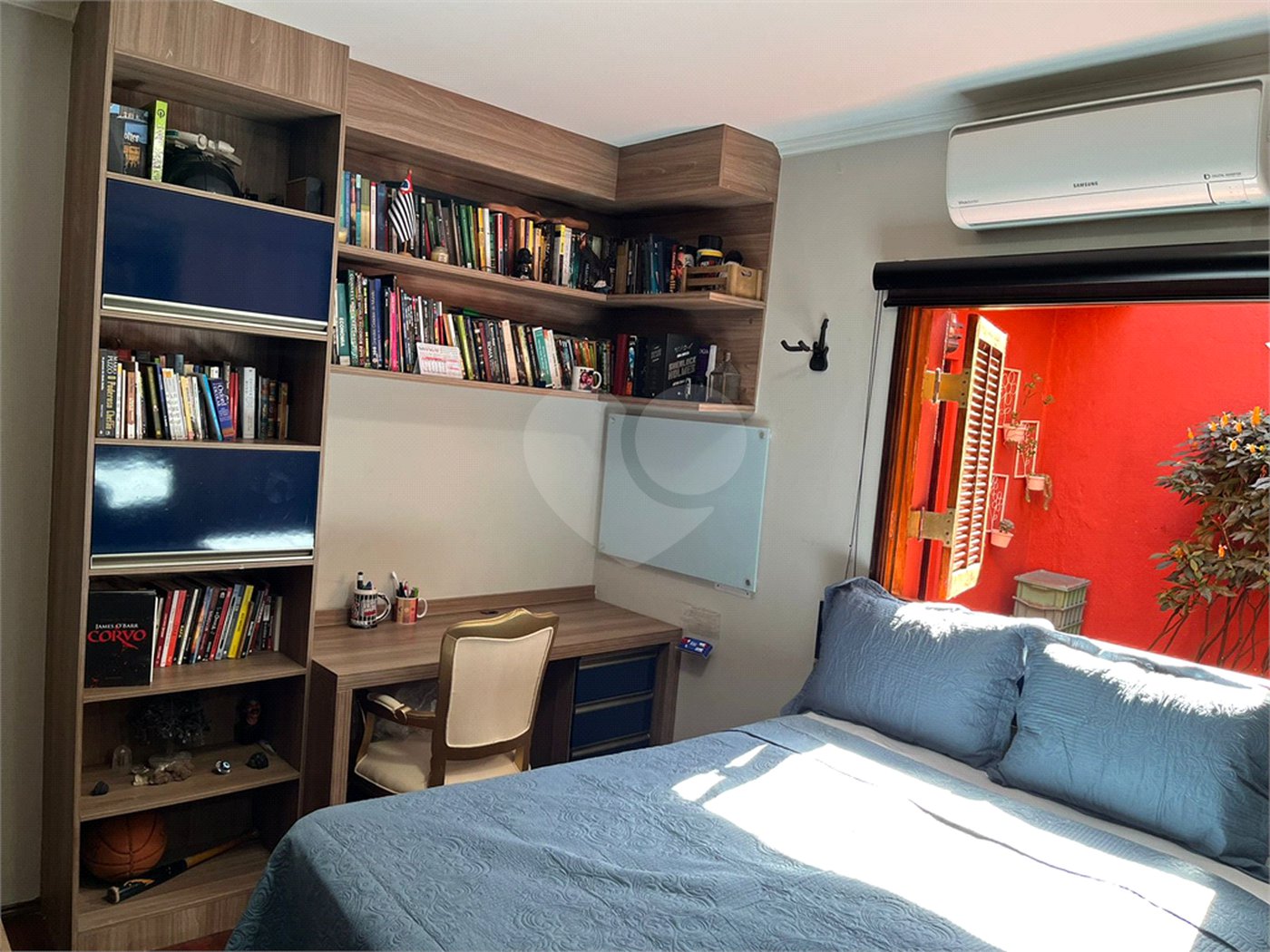 Casa Térrea à venda com 5 quartos, sendo 3 suítes,  em Vila Oliveira, Mogi das Cruzes, SP