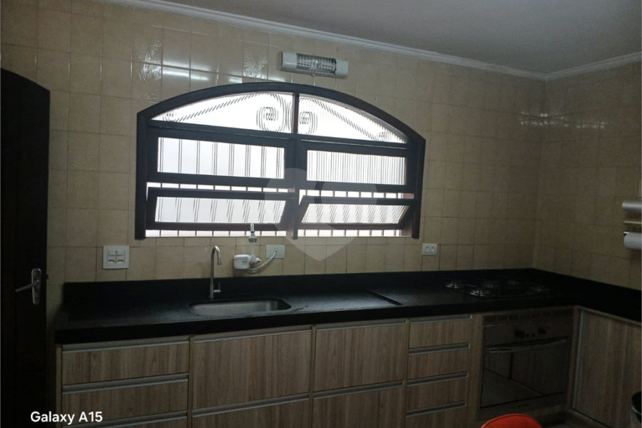 Sobrado à venda com 3 quartos, sendo 1 suíte,  em Tremembé, São Paulo, SP