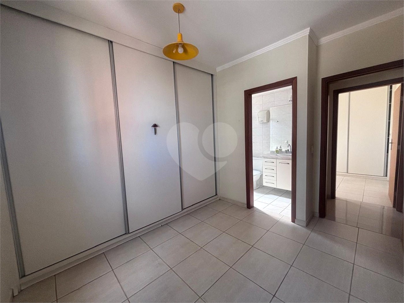 Apartamento à venda com 3 quartos, sendo 1 suíte,  em Vila Independência, Sorocaba, SP