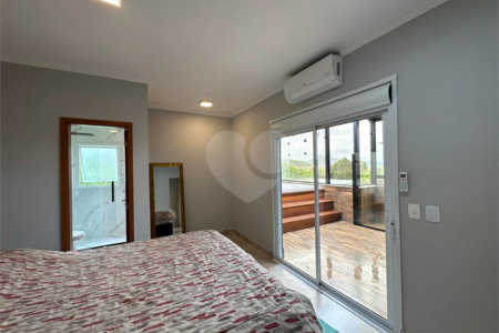 Duplex à venda com 3 quartos, sendo 2 suítes,  em Toninhas, Ubatuba, SP