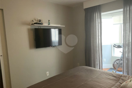 Apartamento à venda com 3 quartos, sendo 2 suítes, em Brooklin Paulista, São Paulo, SP