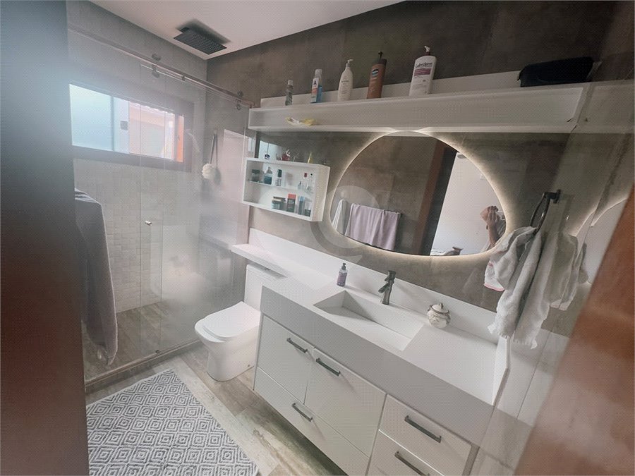 Casa em condomínio à venda com 4 quartos, sendo 2 suítes,  em Caravelas, Armação dos Búzios, RJ