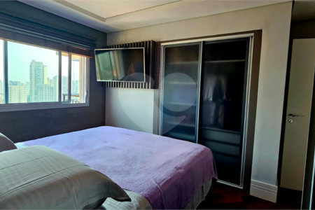 Apartamento à venda com 2 suítes em Vila Mariana, São Paulo, SP
