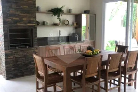 Casa à venda com 3 quartos, sendo 1 suíte,  no condomínio Alphaville 1, São José dos Campos - SP