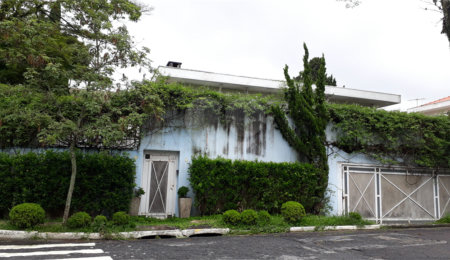 Casa à venda ou para alugar com 5 suítes em Granja Julieta, São Paulo, SP