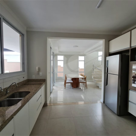 Casa à venda com 3 suítes no condomínio Geneve, Campinas - SP