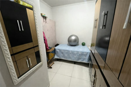Casa Térrea à venda com 2 quartos, sendo 1 suíte, em Parque Esmeralda, São Paulo, SP