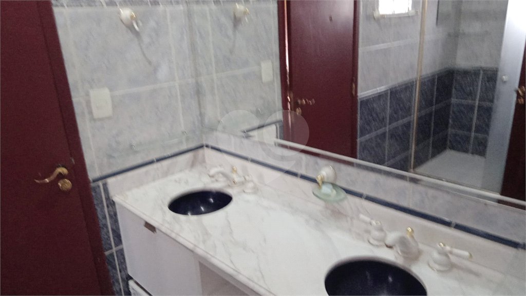 Sobrado à venda com 4 quartos, sendo 3 suítes,  em Horto Florestal, São Paulo, SP