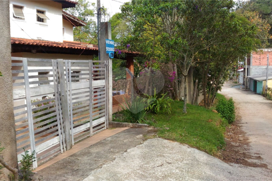 Casa à venda com 3 quartos, sendo 1 suíte,  em Jundiaizinho (terra Preta), Mairiporã, SP