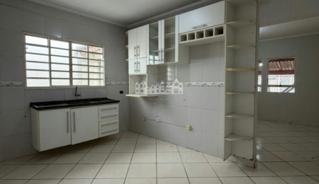 Casa para alugar com 2 quartos, sendo 1 suíte,  em Ponte, Atibaia, SP