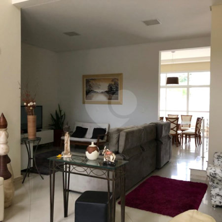 Casa à venda com 3 suítes no condomínio Aldeia da Mata, Votorantim - SP
