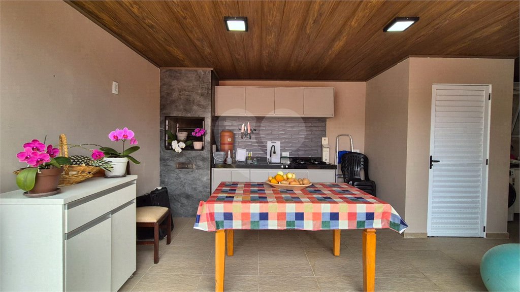 Casa à venda com 2 quartos no condomínio Residencial Estoril, Sorocaba - SP
