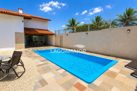 Casa à venda com 3 quartos, sendo 1 suíte, em Santos Dumont, Três Lagoas, MS