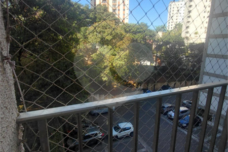 Apartamento para alugar com 4 quartos, sendo 1 suíte, em Vila Sônia, São Paulo, SP