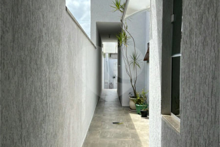 Casa à venda com 3 quartos, sendo 1 suíte,  no Centro, Mogi das Cruzes, SP