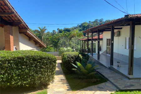 Chácara à venda com 4 suítes no Centro, Bom Jesus dos Perdões, SP