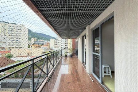 Apartamento à venda com 4 quartos, sendo 1 suíte,  em Tijuca, Rio de Janeiro, RJ