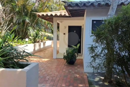 Hotel à venda com 43 suítes em Manguinhos, Armação dos Búzios, RJ