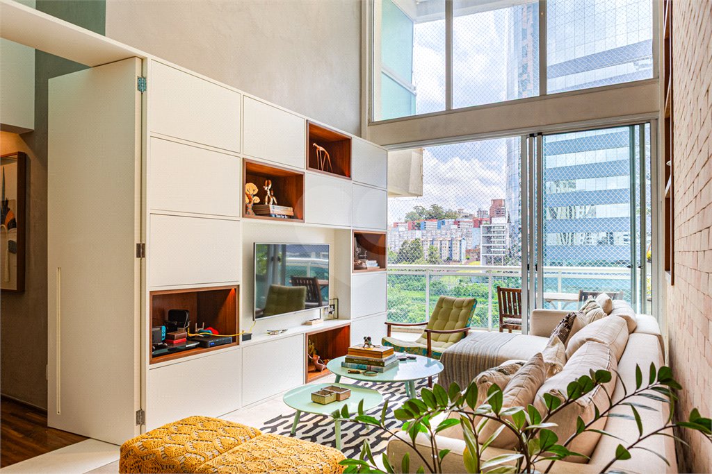 Duplex à venda com 3 suítes em Cidade Monções, São Paulo, SP