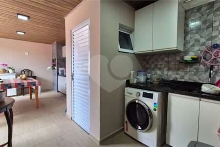 Casa à venda com 2 quartos no condomínio Residencial Estoril, Sorocaba - SP