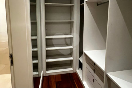 Apartamento à venda com 2 quartos, sendo 1 suíte, no Centro, Itapetininga, SP