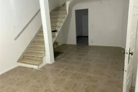 Sobrado à venda com 3 quartos em Jardim Arpoador, São Paulo, SP
