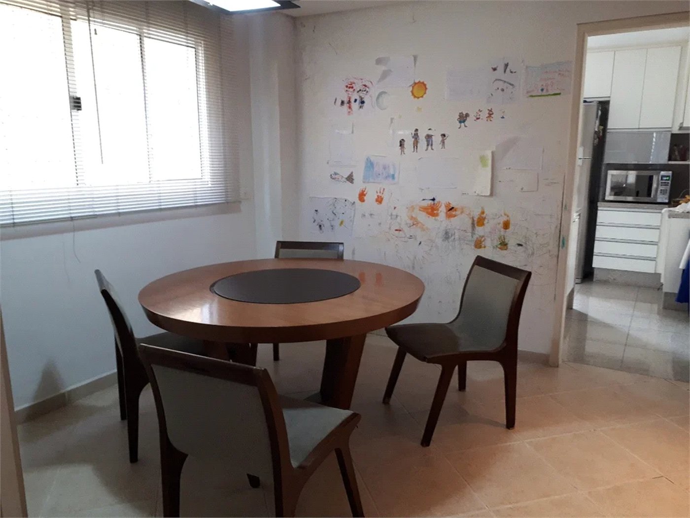 Sobrado à venda com 3 quartos, sendo 1 suíte,  em Jardim Ester, São Paulo, SP