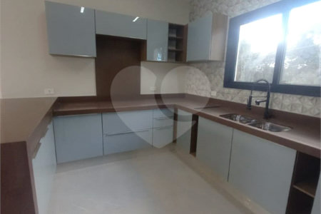 Casa à venda com 4 suítes no condomínio Estância Marambaia, Vinhedo - SP