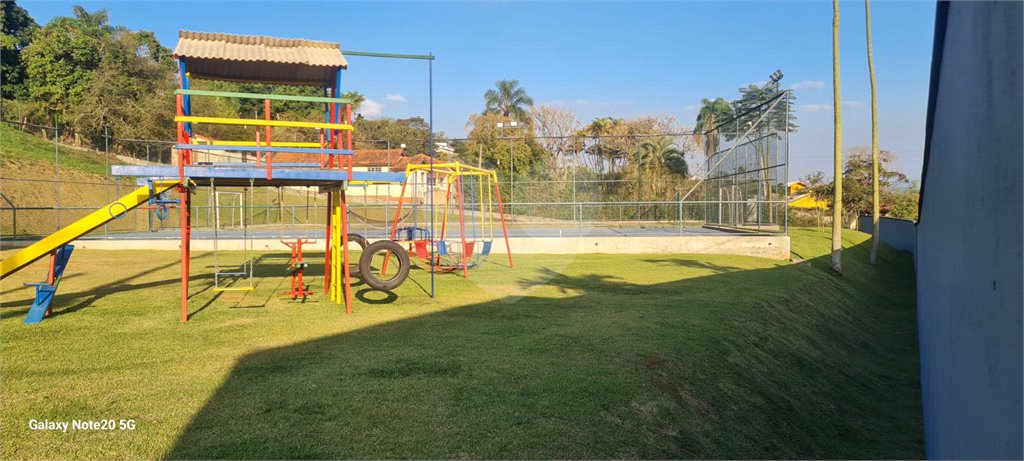 Terreno à venda no condomínio Associação dos Moradores do Loteamento Alto da Floresta, Bom Jesus dos Perdões - SP