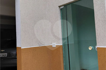 Casa à venda com 2 suítes no condomínio Residencial Guilhen, São Paulo - SP