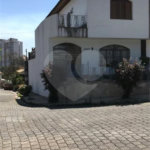Casa à venda com 4 quartos, sendo 1 suíte, em Vila Galvão, Guarulhos, SP