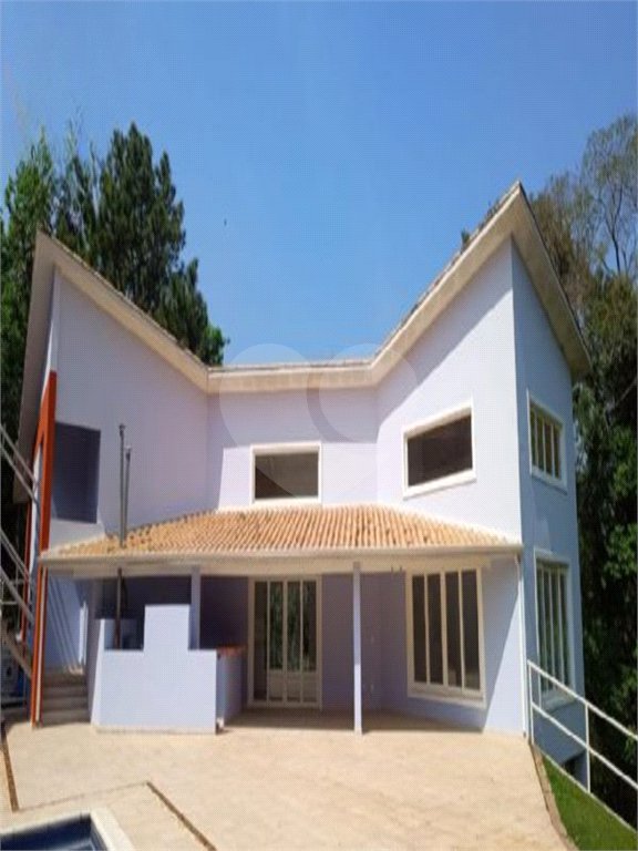 Casa à venda ou para alugar com 4 suítes no condomínio Quebec Ville Residencial, São Roque - SP