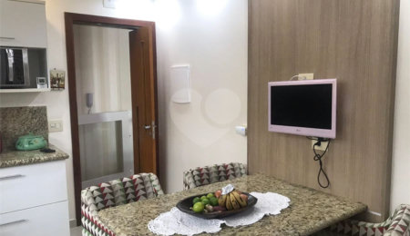 Casa à venda com 4 quartos, sendo 2 suítes,  no condomínio Conjunto Residencial Green Village I, Mogi das Cruzes - SP