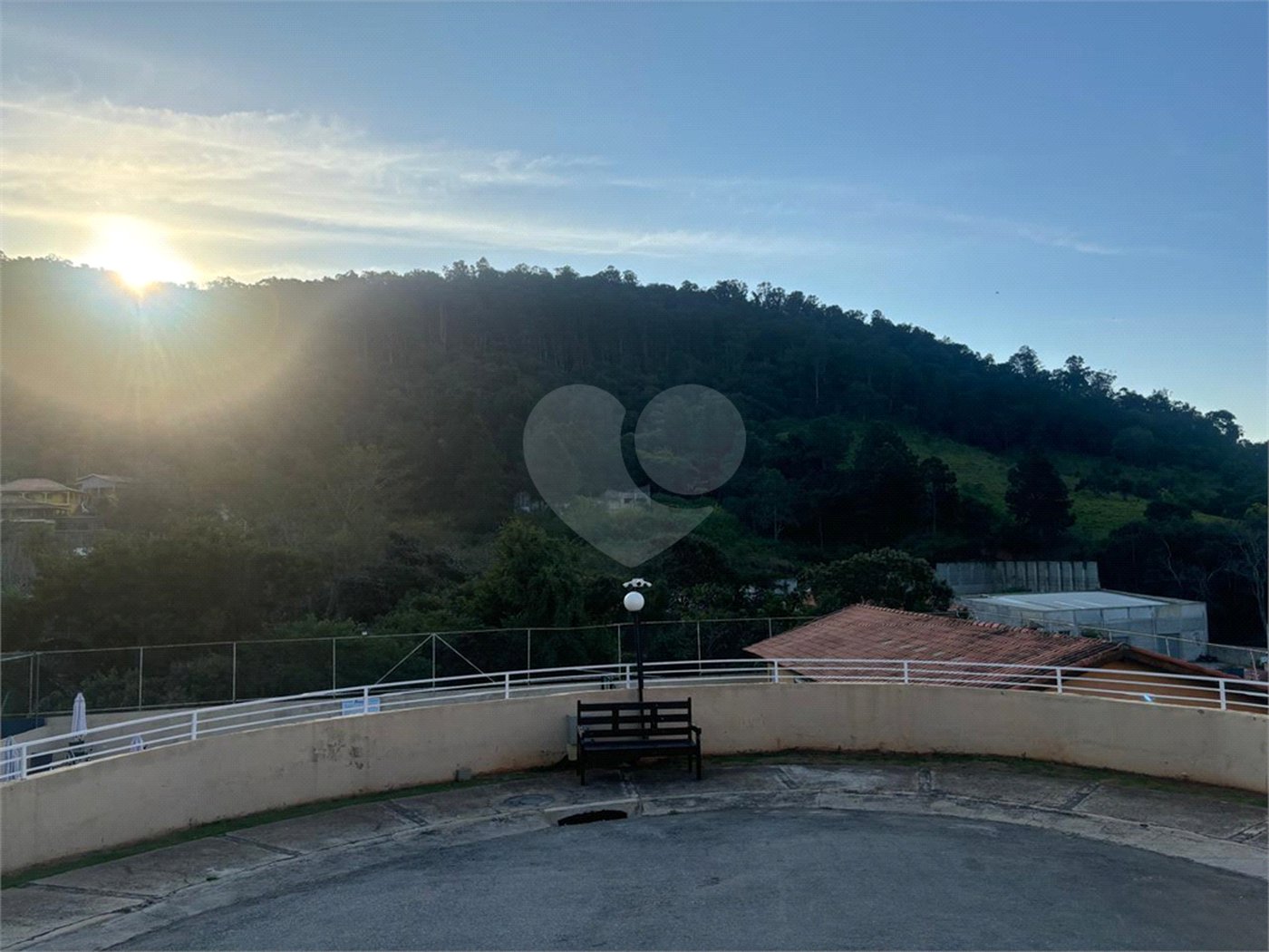 Casa à venda com 2 quartos no condomínio Altos do Boa Vista, São Roque - SP