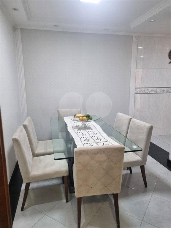 Sobrado à venda com 3 quartos, sendo 1 suíte,  em Vila Dom Pedro II, São Paulo, SP