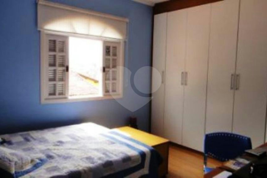 Sobrado à venda com 3 quartos, sendo 1 suíte, em Vila das Palmeiras, Guarulhos, SP