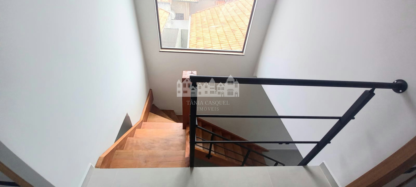 Casa à venda com 3 suítes em Alvinópolis, Atibaia, SP