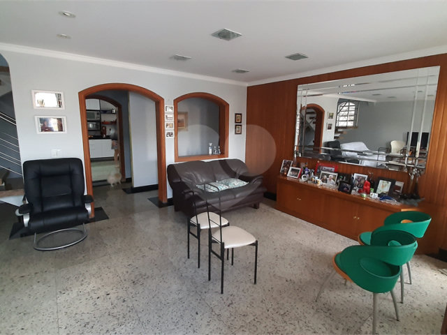 Casa à venda com 3 quartos, sendo 1 suíte,  em Vila Guilherme, São Paulo, SP