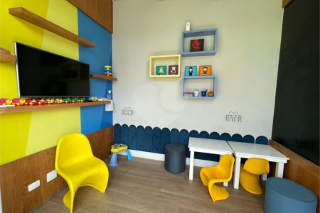 Apartamento à venda com 3 suítes em Vila Romana, São Paulo, SP