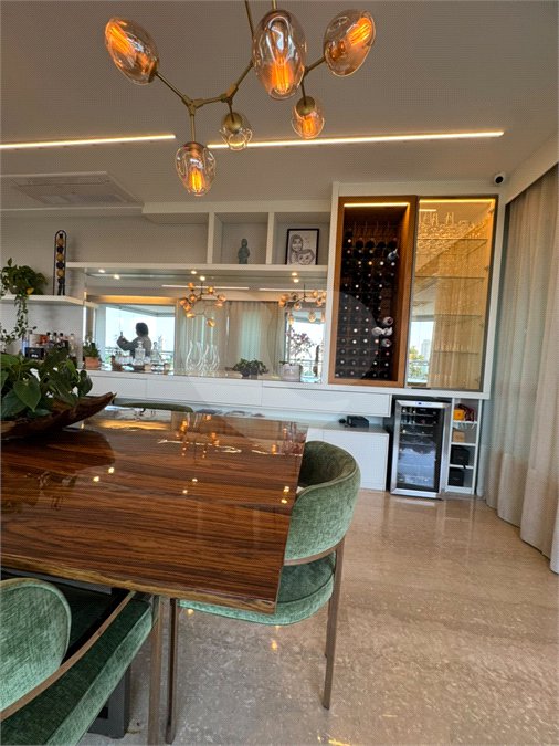 Apartamento à venda com 3 suítes em Jardim Anália Franco, São Paulo, SP