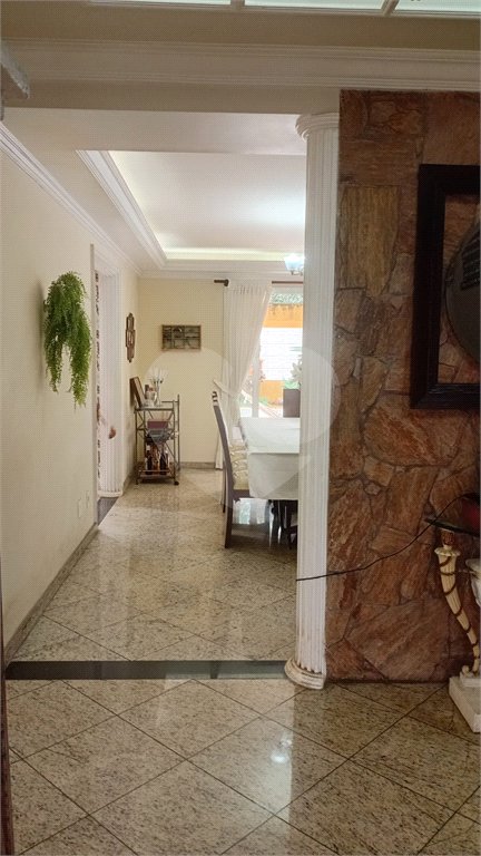 Casa à venda com 4 quartos, sendo 2 suítes, no condomínio Canamari, São Paulo - SP
