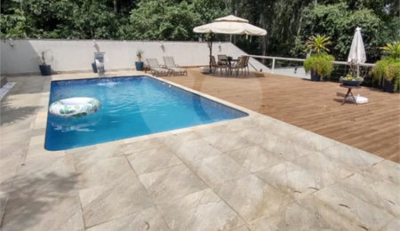 Casa à venda ou para alugar com 3 suítes no condomínio Vinhas da Vista Alegre - Lado Café, Vinhedo - SP