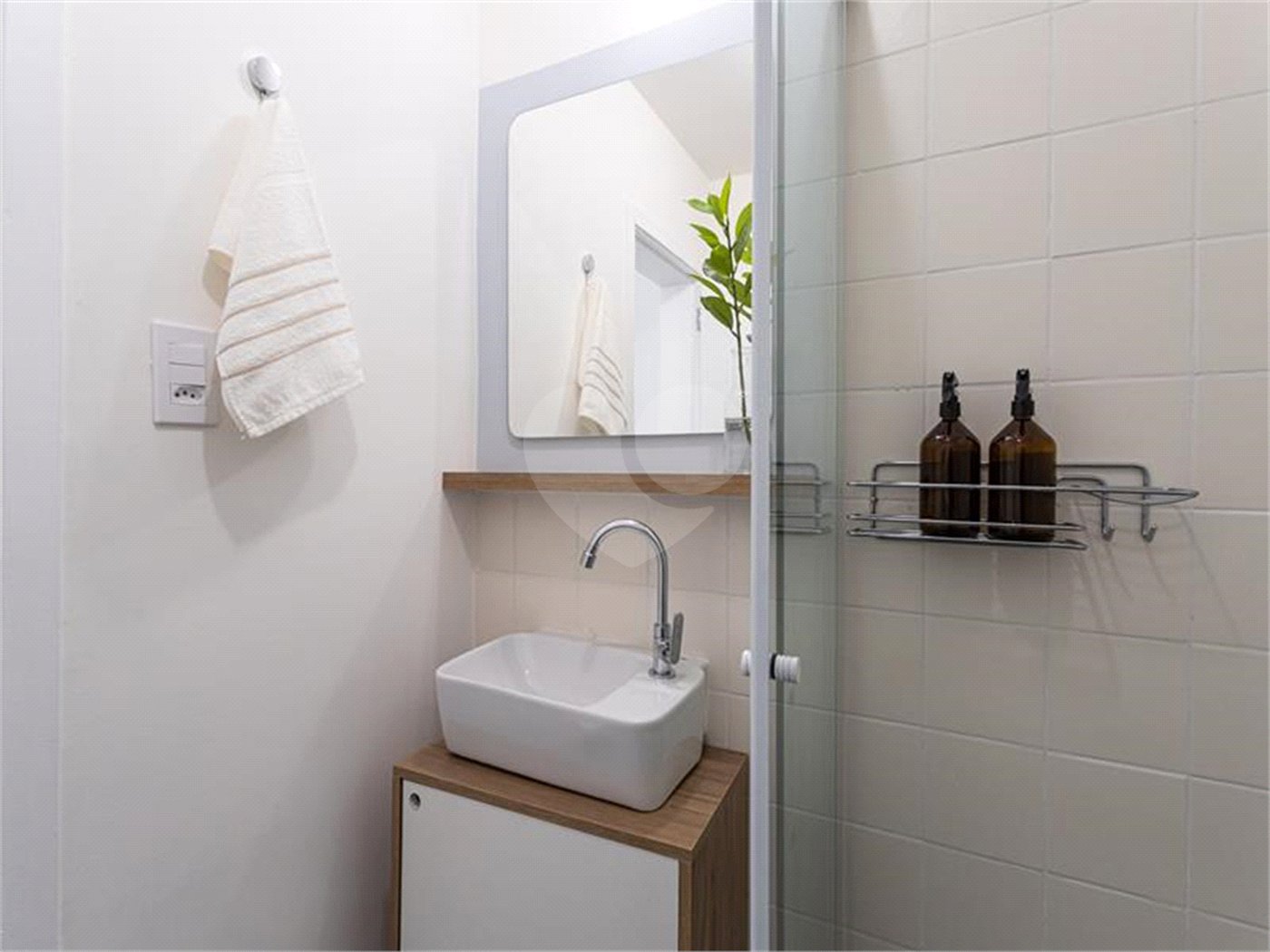 Apartamento à venda com 5 quartos, sendo 1 suíte,  em Pinheiros, São Paulo, SP