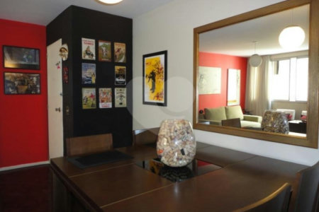Apartamento à venda com 3 quartos, sendo 1 suíte, em Moema, São Paulo, SP
