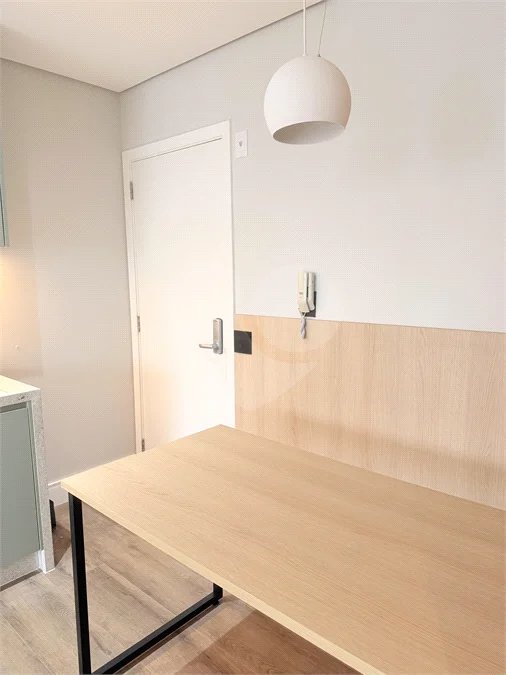 Flat Mobiliado e Reformado de 42 m² com Varanda e Vista Panorâmica em Frente ao Shopping Metrópole – Centro de SBC