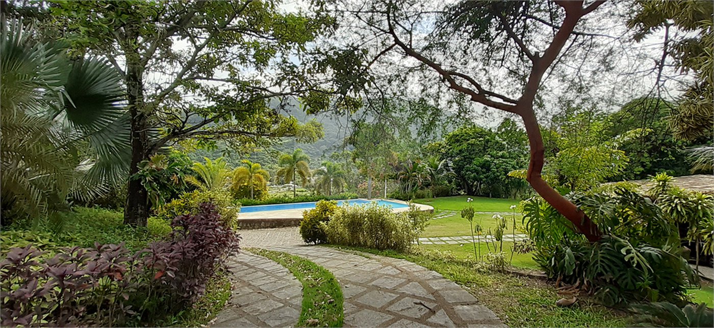 Casa à venda com 2 suítes em Campo Grande, Rio de Janeiro, RJ