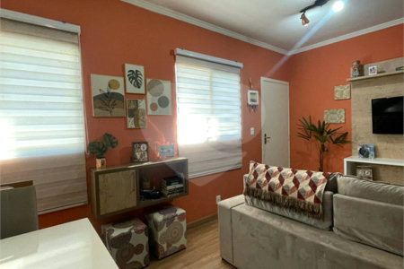 Casa à venda com 2 quartos no condomínio Jardim do Sol, Suzano - SP