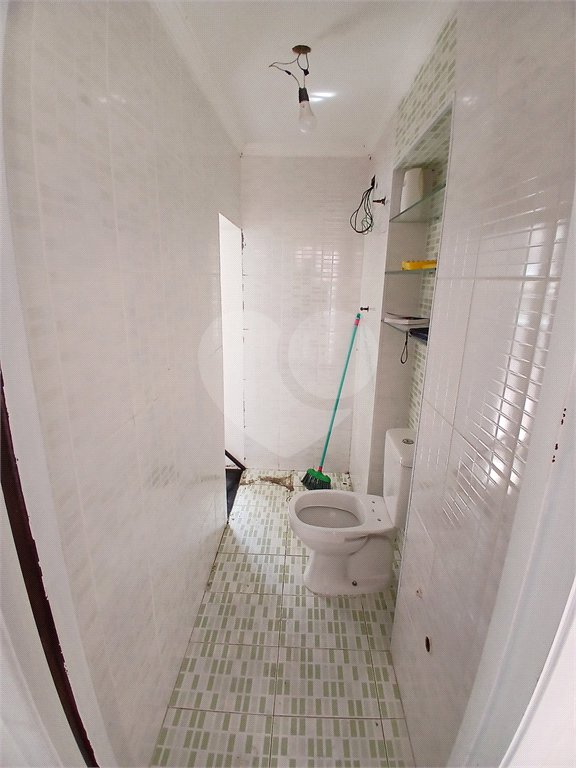 Sobrado à venda com 8 quartos, sendo 2 suítes, em Tremembé, São Paulo, SP