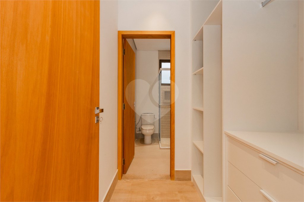 Casa à venda com 4 quartos, sendo 1 suíte, em Jardim Guedala, São Paulo, SP