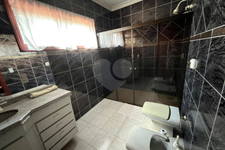 Casa à venda ou para alugar com 4 quartos, sendo 3 suítes, no condomínio Monte Belo, Salto - SP